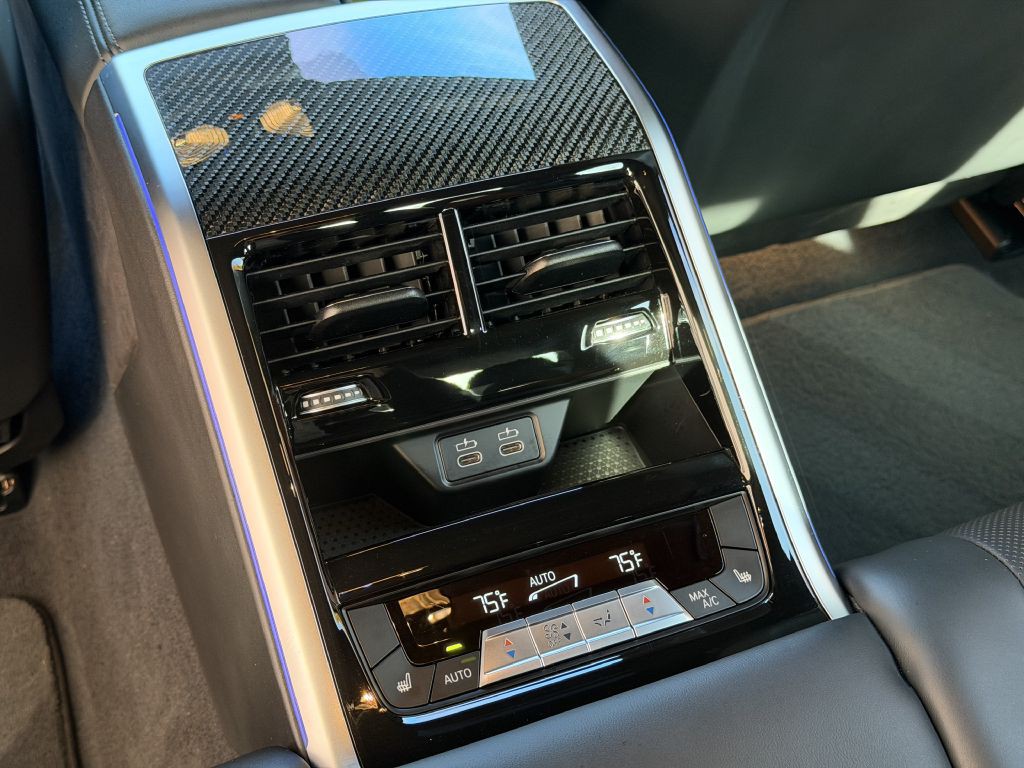 2024 BMW M8 Image 75