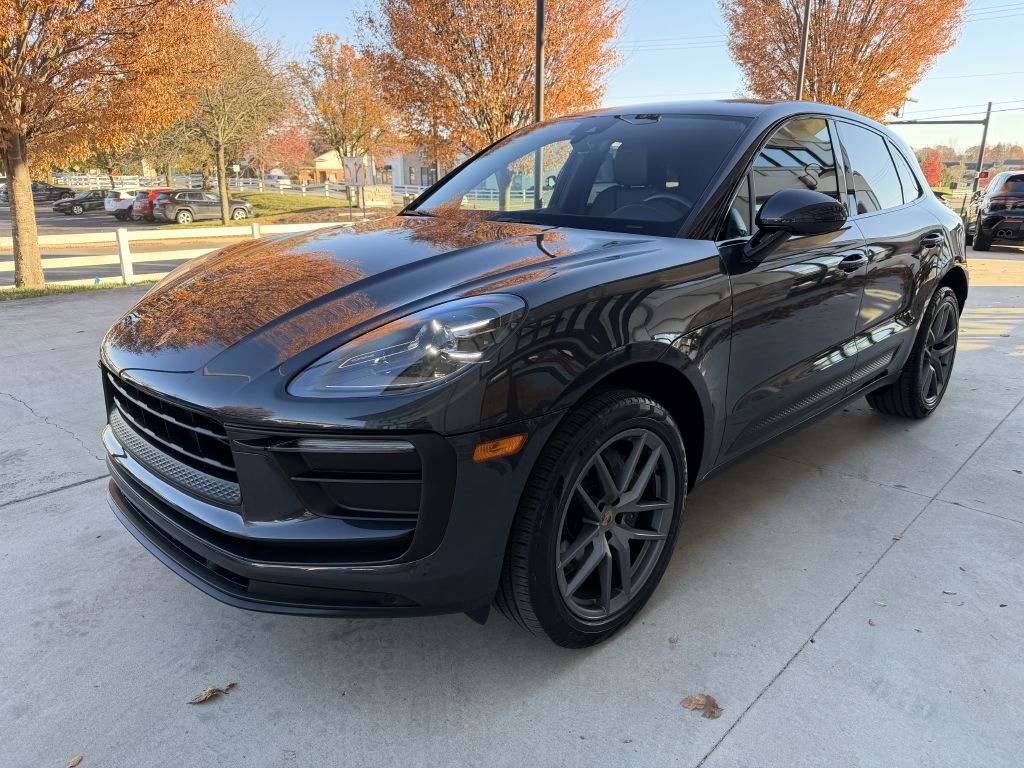 2022 Porsche Macan Image 5