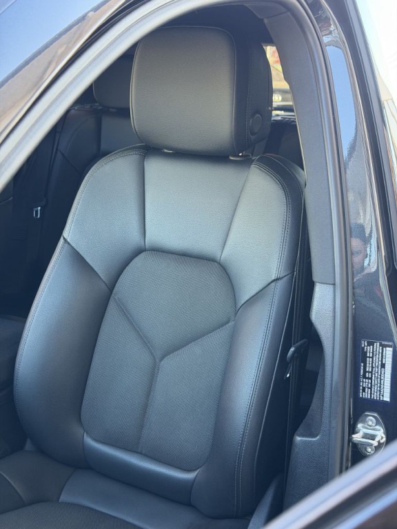 2022 Porsche Macan Image 31