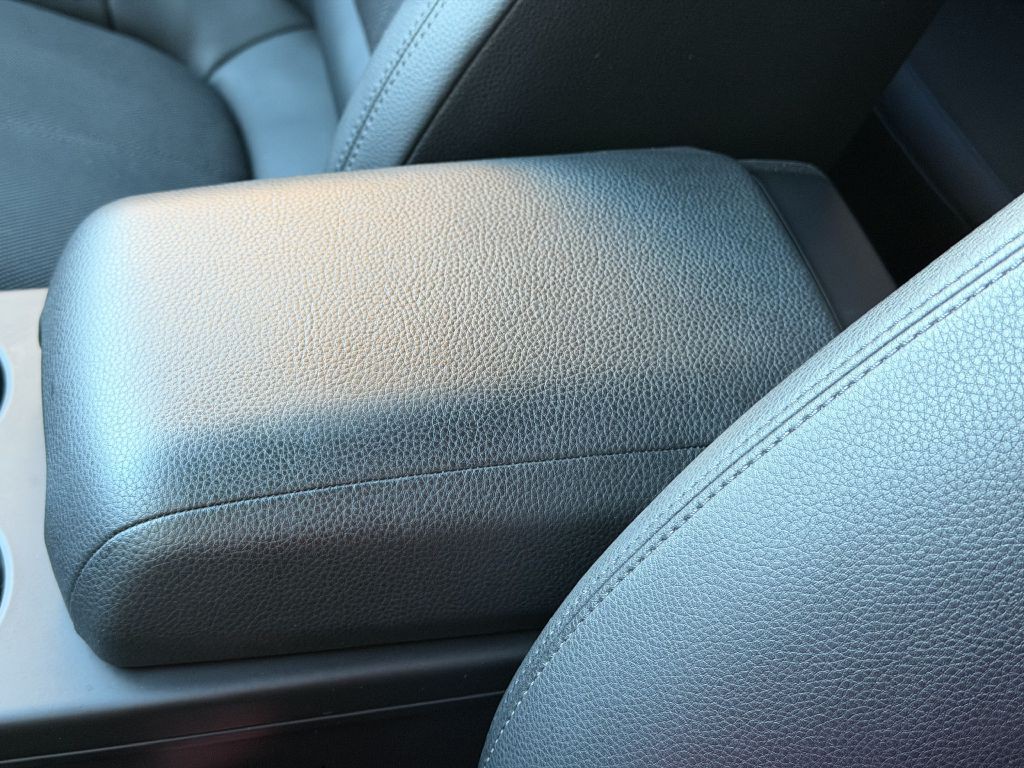 2022 Porsche Macan Image 48