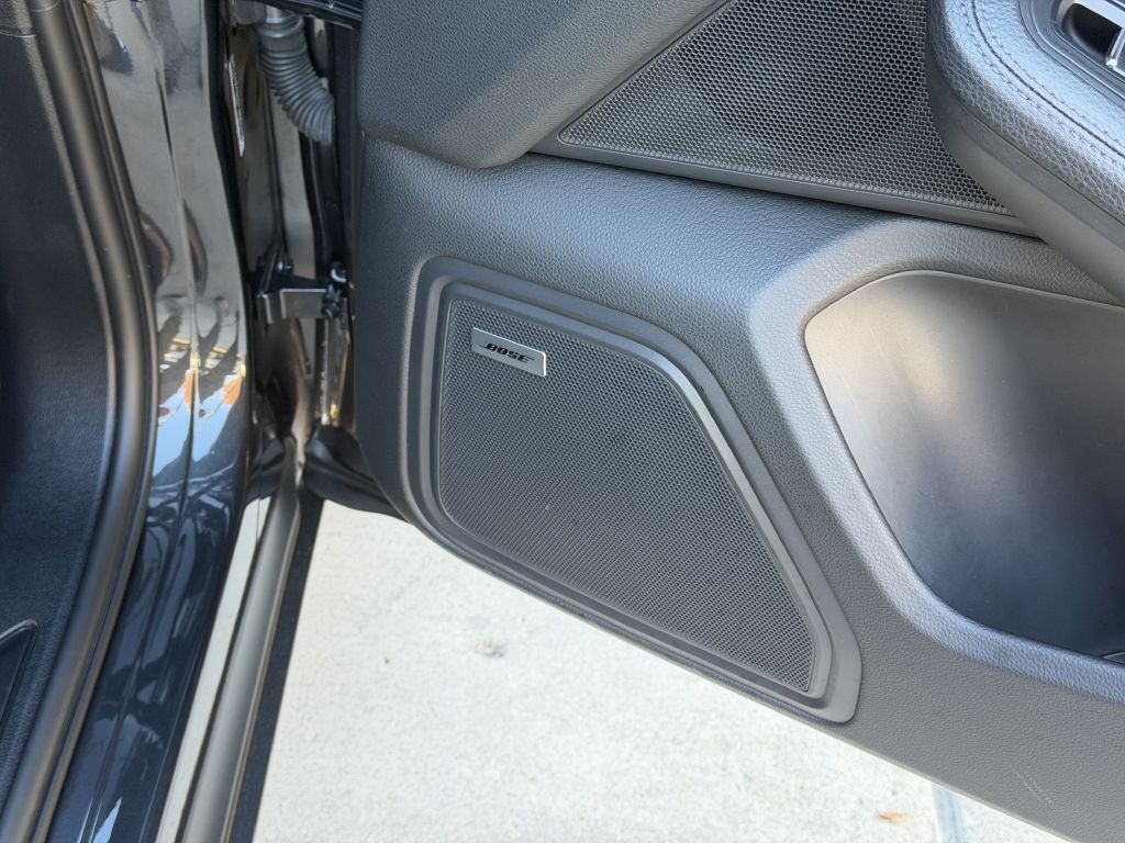 2022 Porsche Macan Image 59