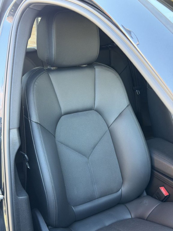 2022 Porsche Macan Image 63