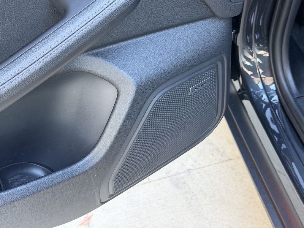 2022 Porsche Macan Image 72