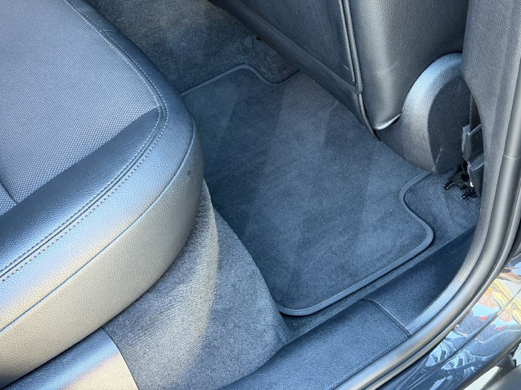 2022 Porsche Macan Image 85