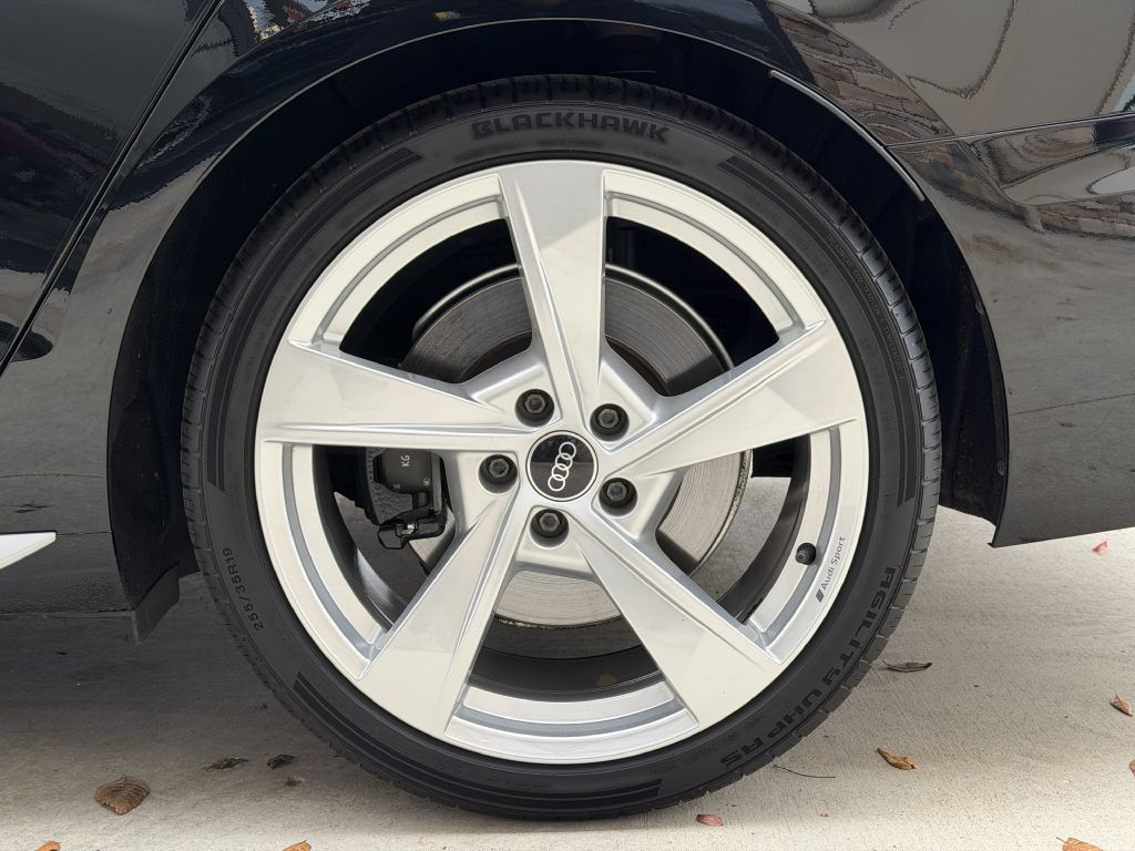 2022 Audi S4 Image 17