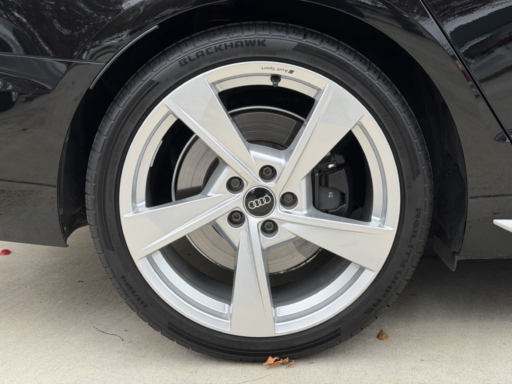 2022 Audi S4 Image 18