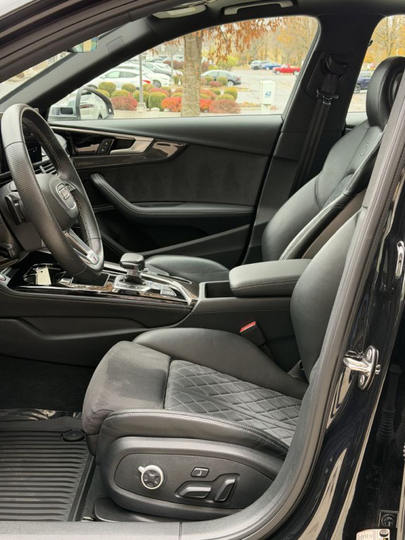2022 Audi S4 Image 20
