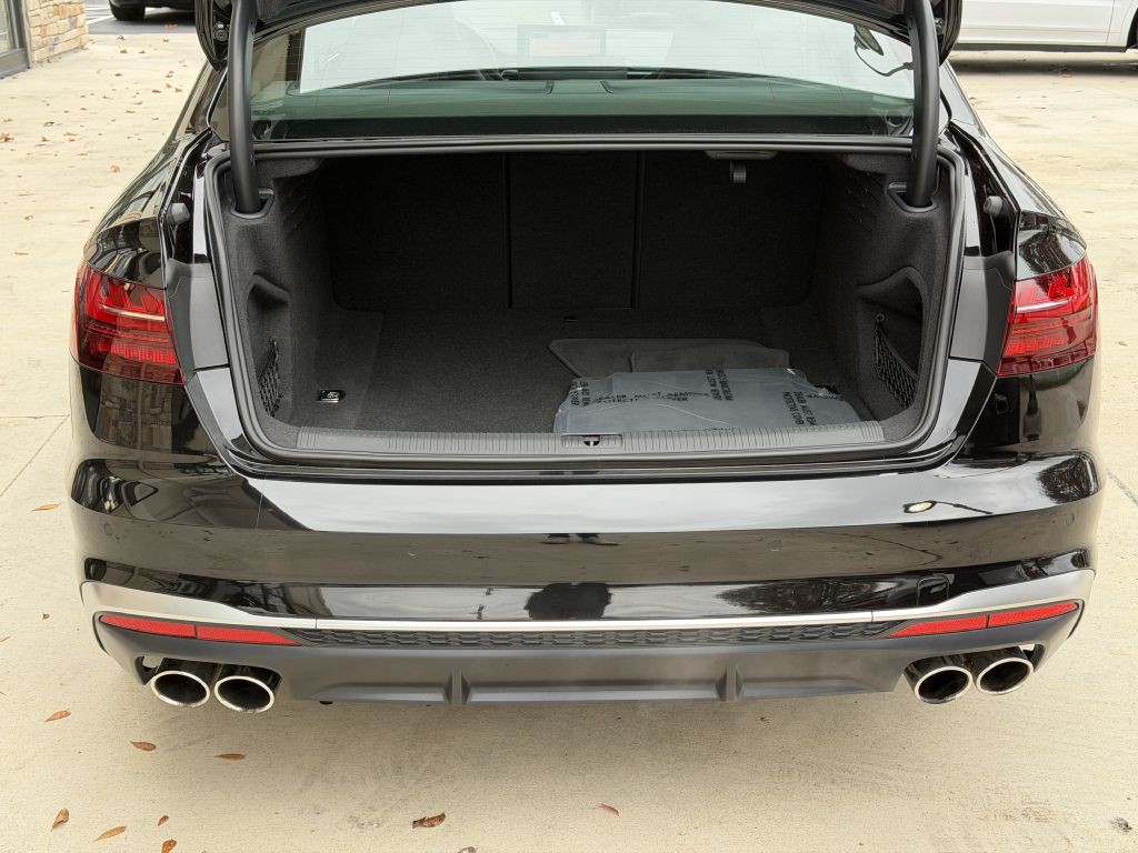 2022 Audi S4 Image 102