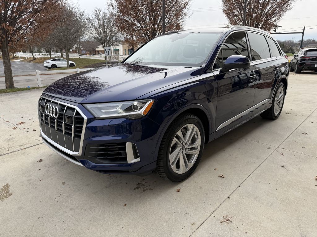 2022 Audi Q7 Image 5