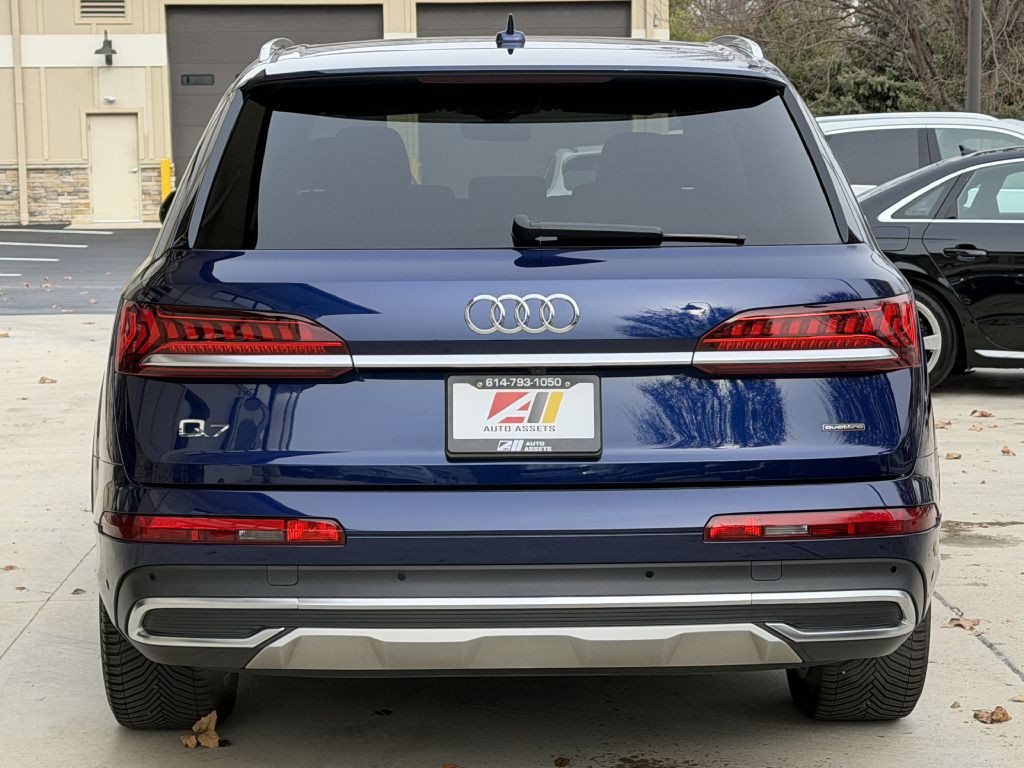 2022 Audi Q7 Image 7