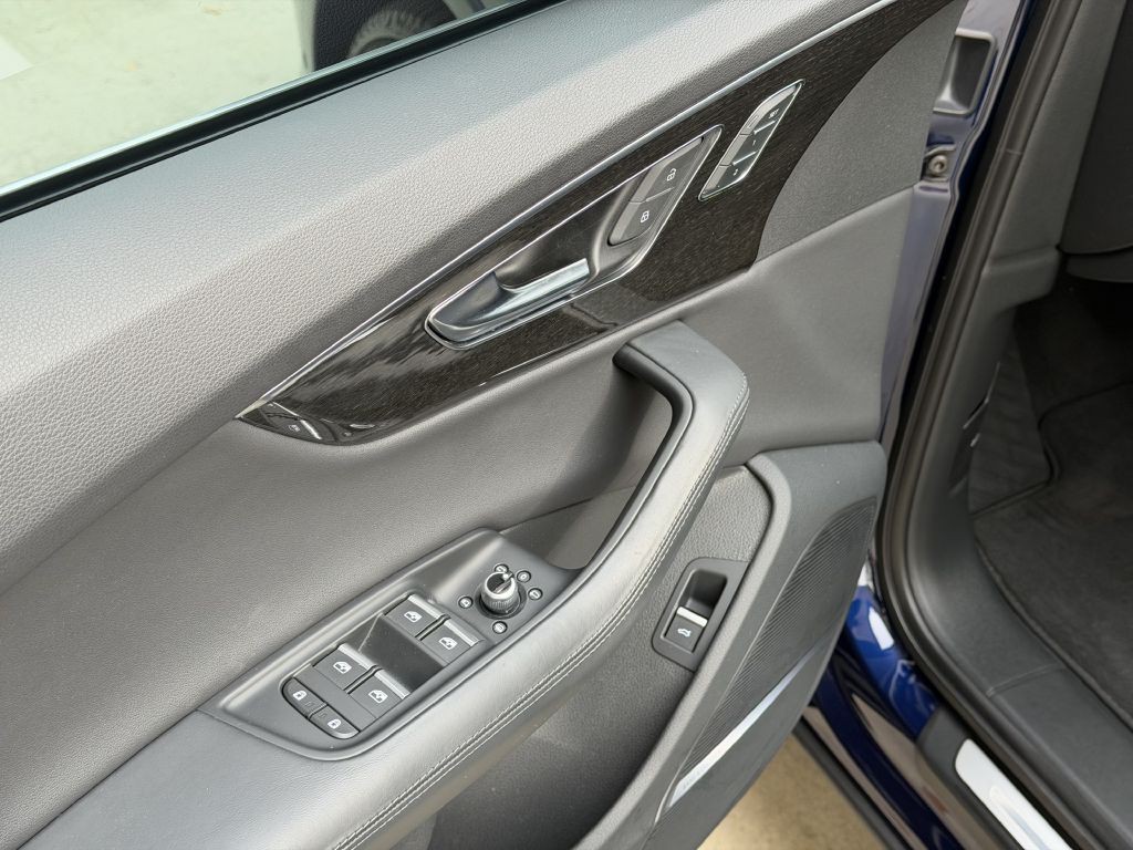 2022 Audi Q7 Image 21