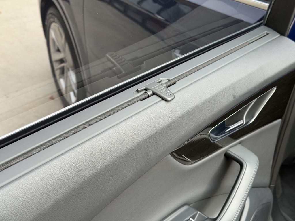 2022 Audi Q7 Image 68