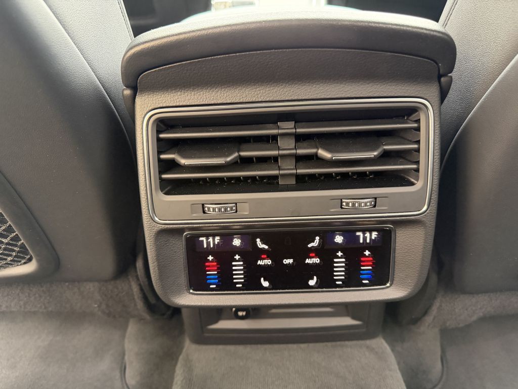 2022 Audi Q7 Image 77