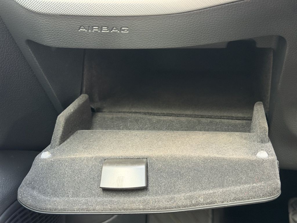 2017 Audi A4 Image 33