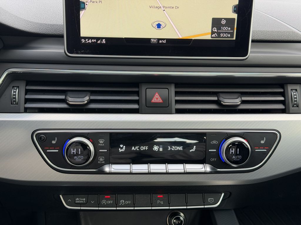 2017 Audi A4 Image 44