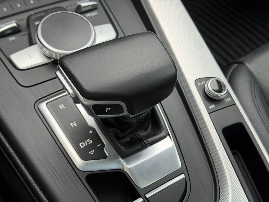 2017 Audi A4 Image 50