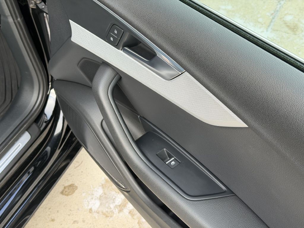 2017 Audi A4 Image 61