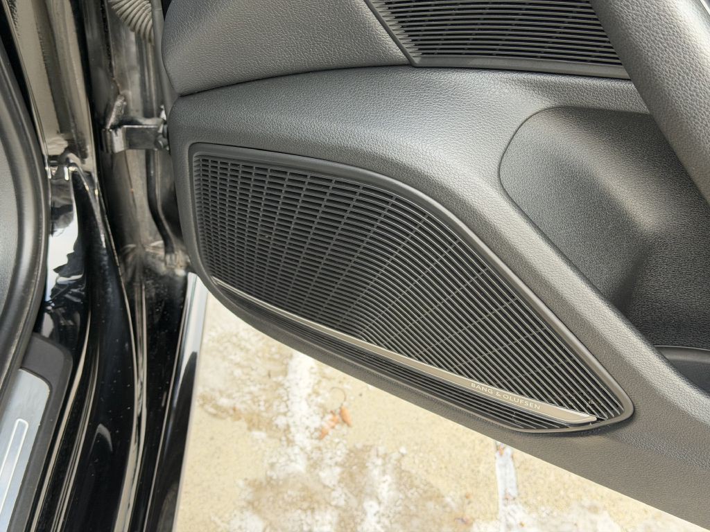 2017 Audi A4 Image 64