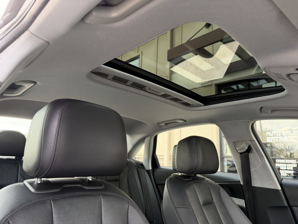 2017 Audi A4 Image 75