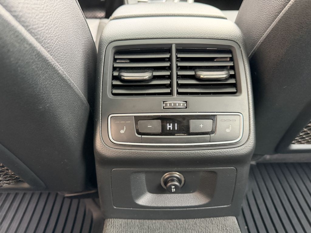 2017 Audi A4 Image 86