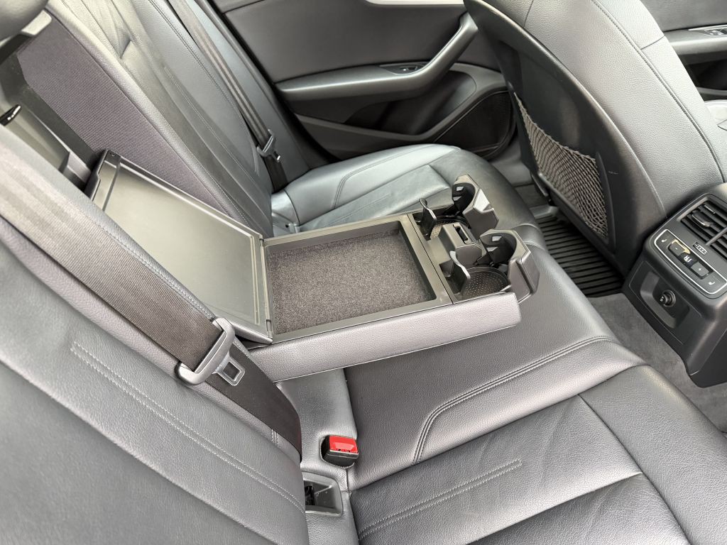 2017 Audi A4 Image 97