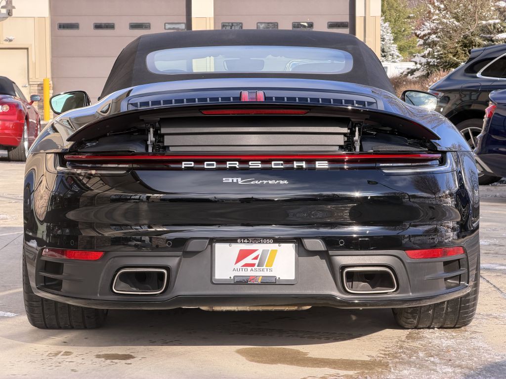 2020 Porsche 911 Image 9