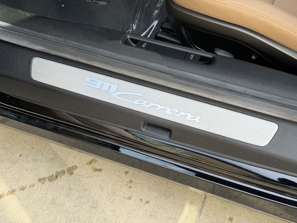 2020 Porsche 911 Image 27