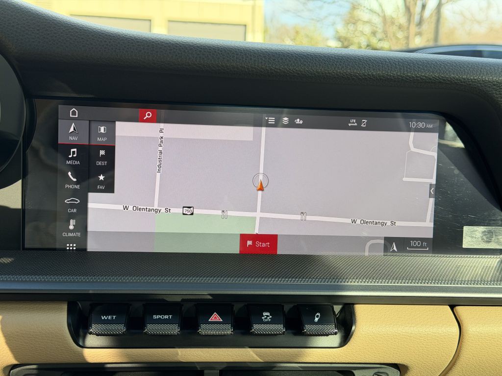 2020 Porsche 911 Image 42