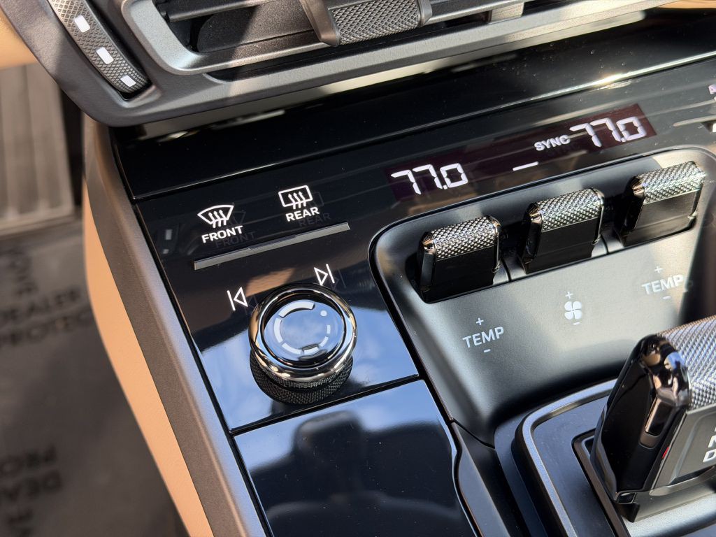 2020 Porsche 911 Image 45