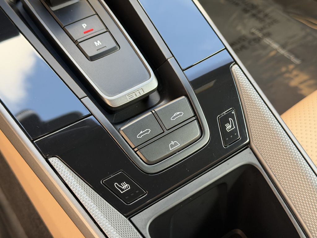 2020 Porsche 911 Image 48