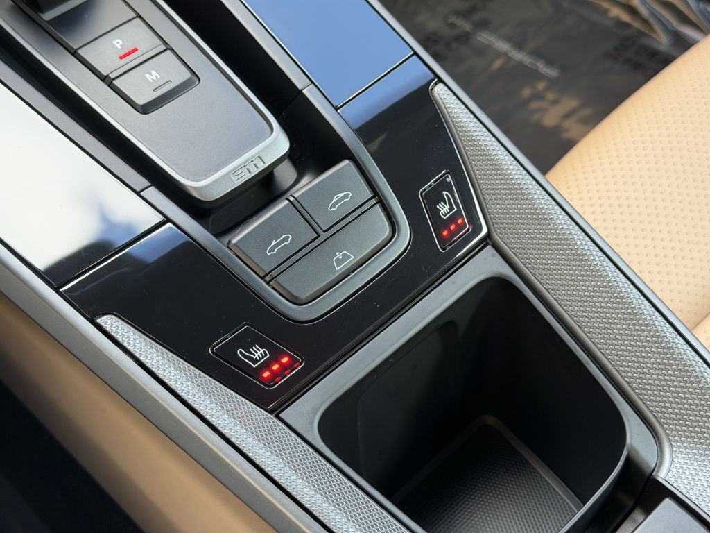 2020 Porsche 911 Image 49