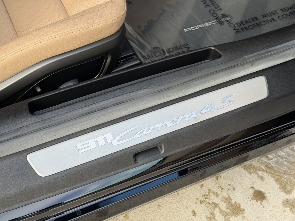 2020 Porsche 911 Image 63