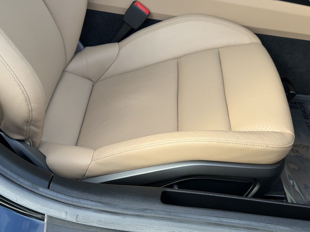 2020 Porsche 911 Image 65