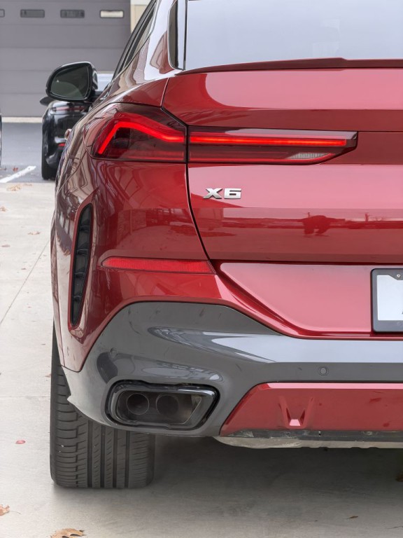 2023 BMW X6 Image 13