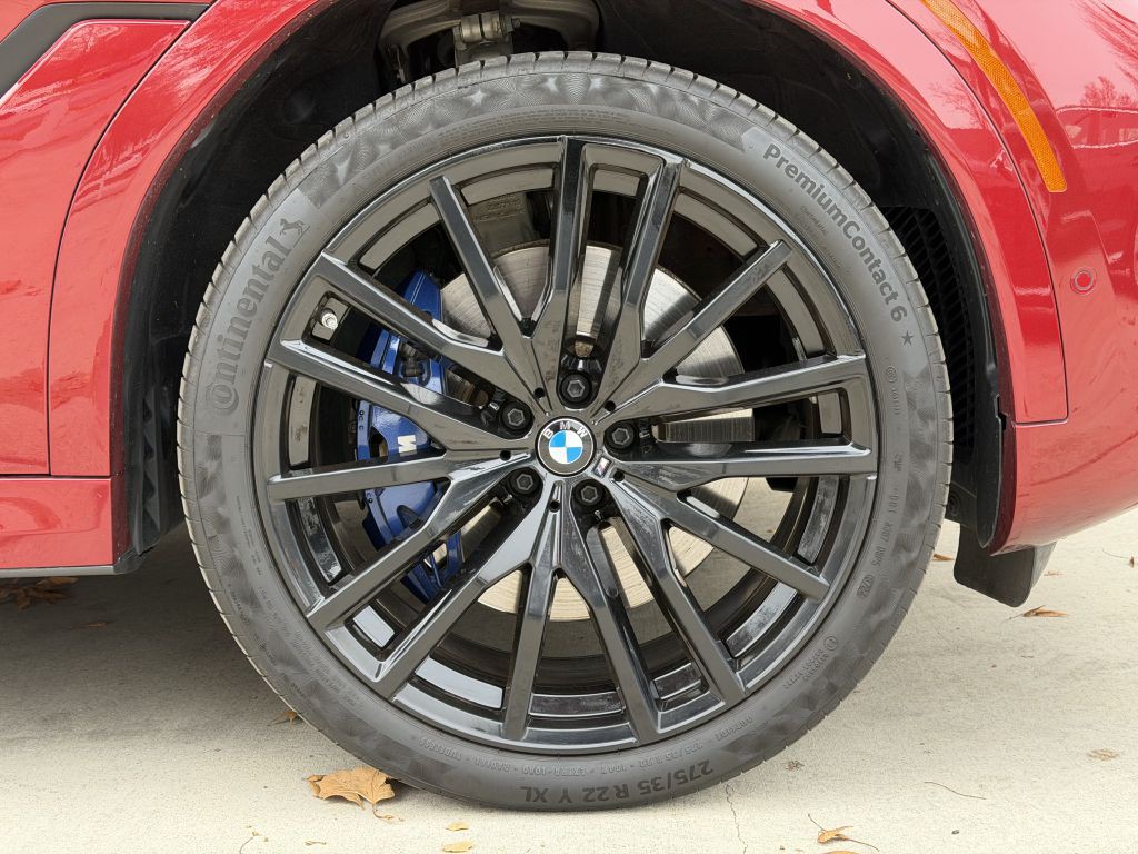 2023 BMW X6 Image 18