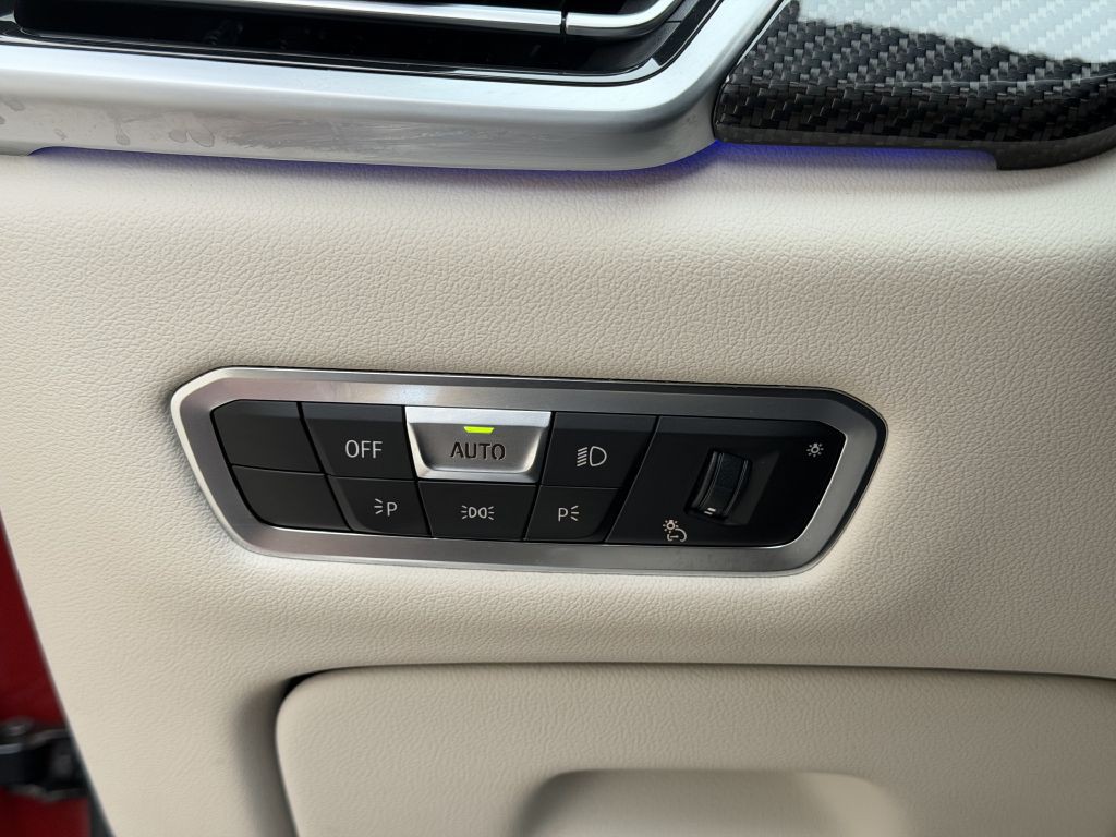 2023 BMW X6 Image 31