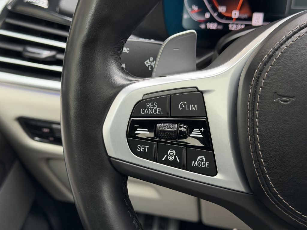 2023 BMW X6 Image 36