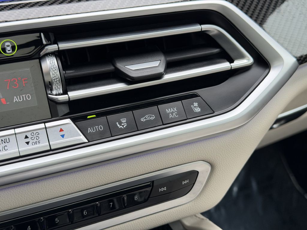 2023 BMW X6 Image 46