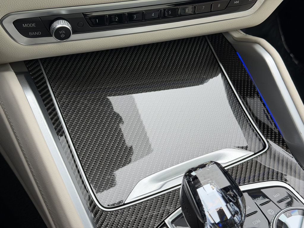 2023 BMW X6 Image 48