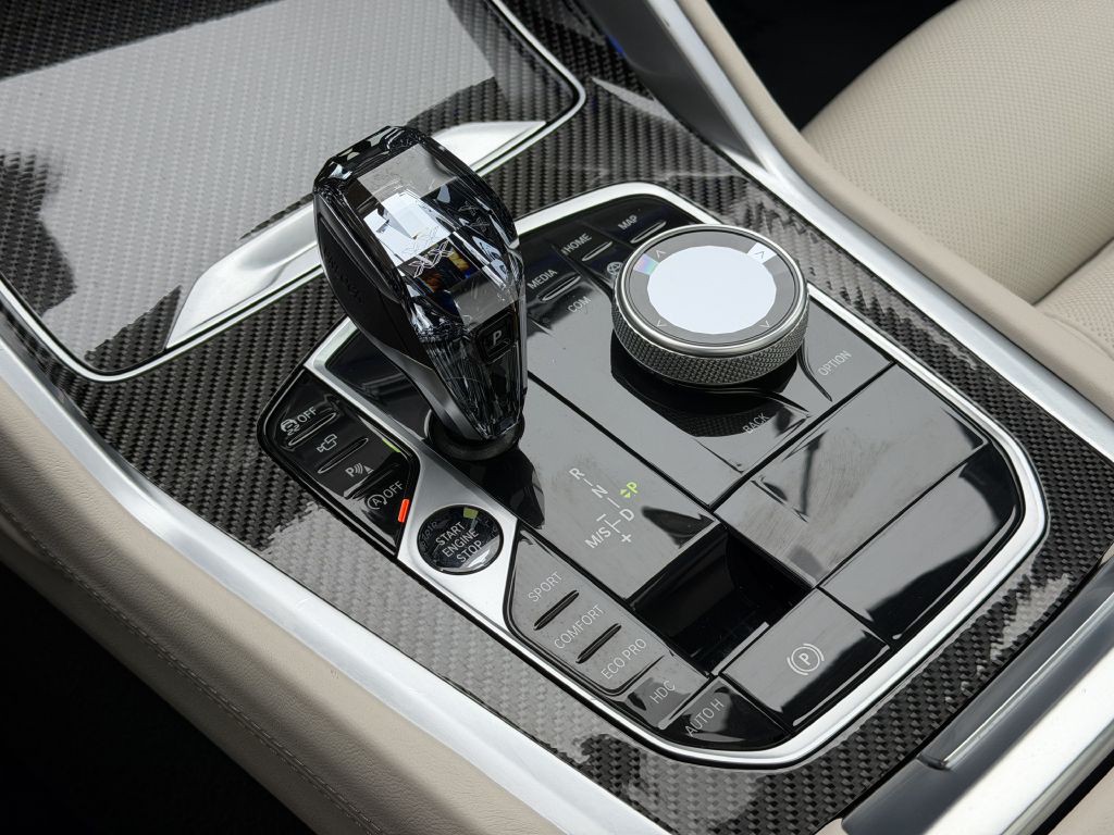 2023 BMW X6 Image 50