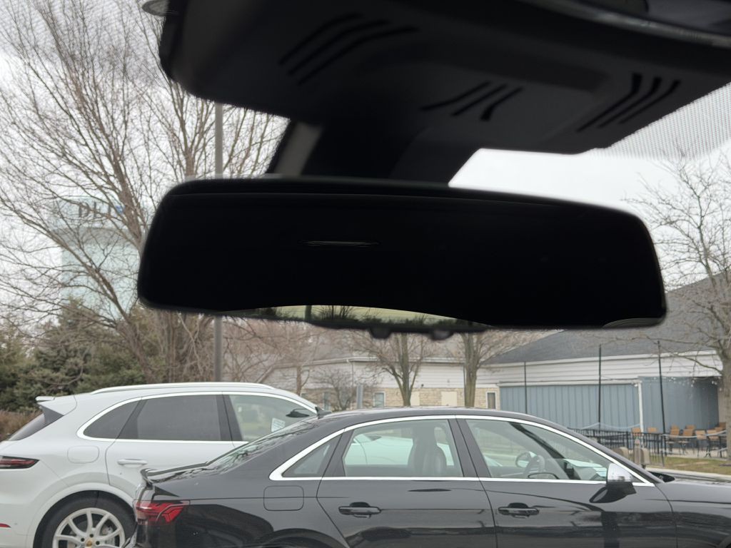 2023 BMW X6 Image 56