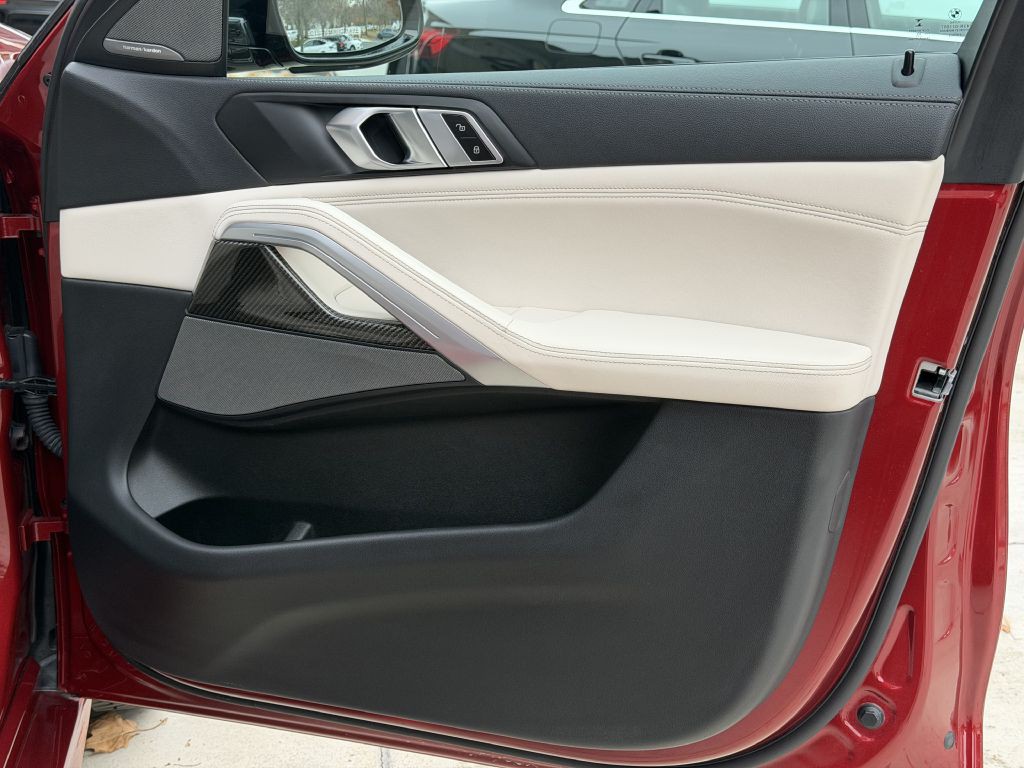 2023 BMW X6 Image 61