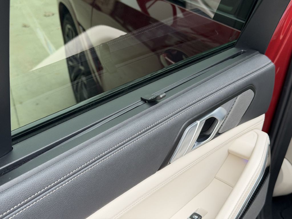 2023 BMW X6 Image 78