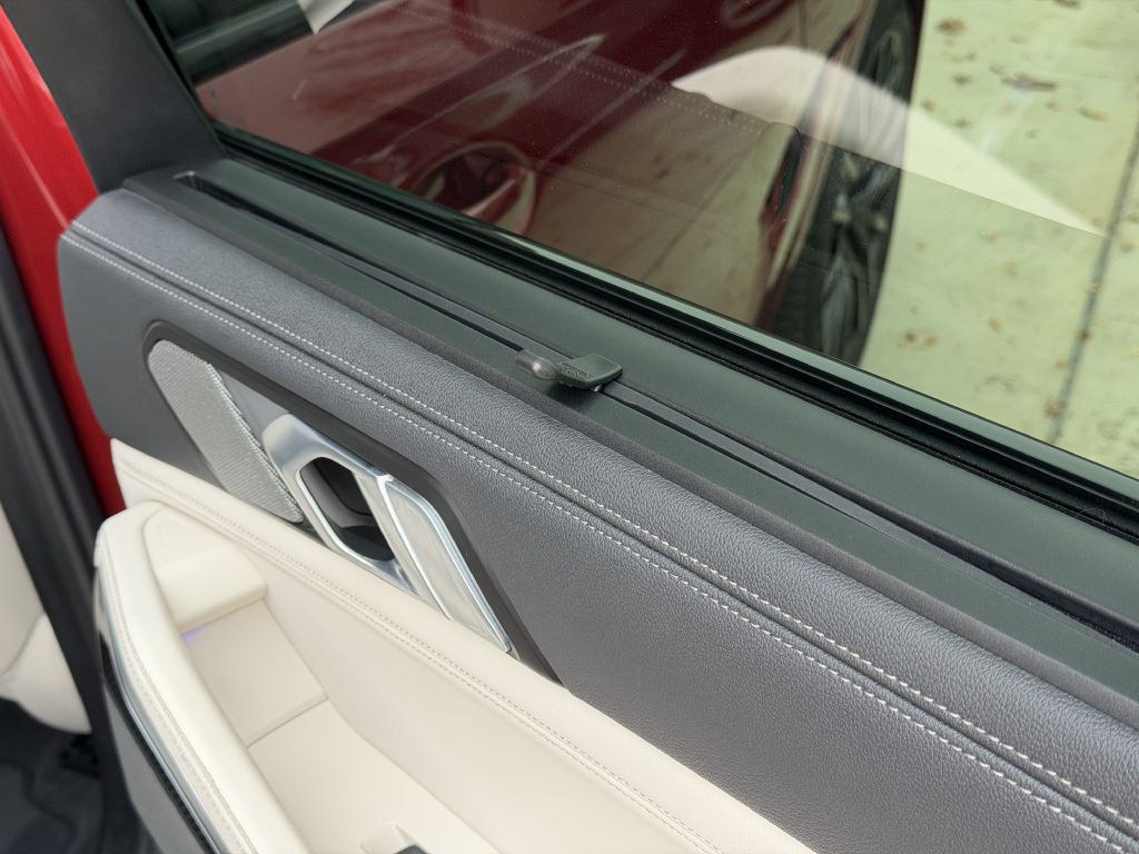 2023 BMW X6 Image 92