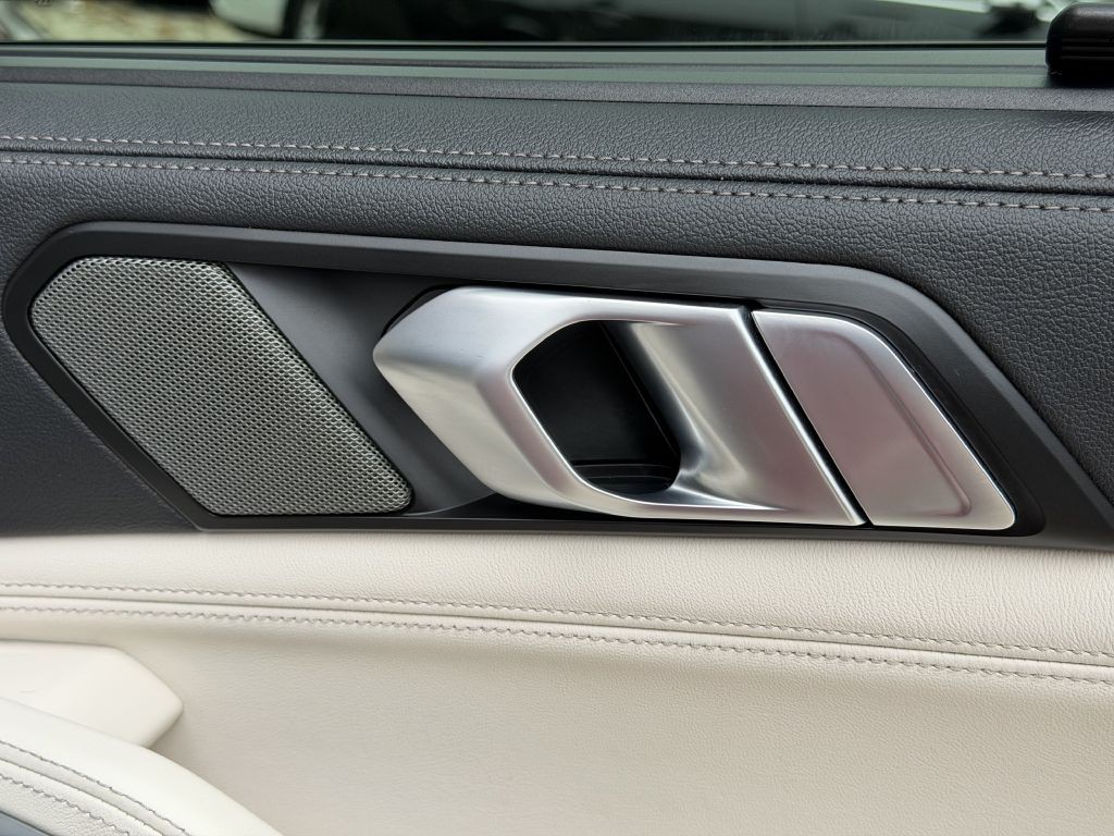 2023 BMW X6 Image 93