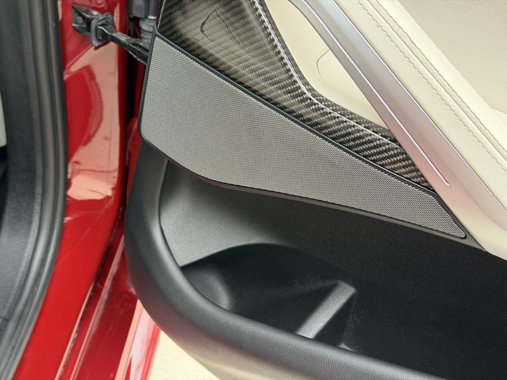 2023 BMW X6 Image 95