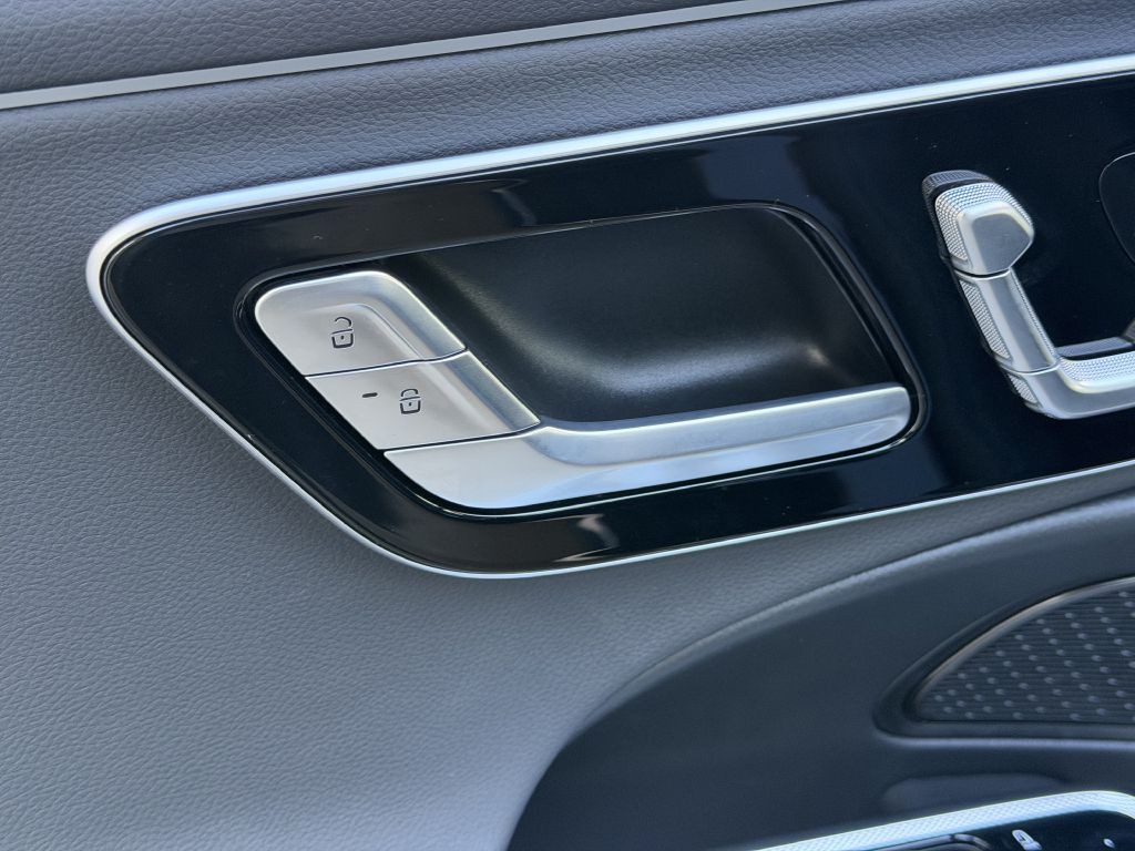 2025 Mercedes-Benz E-Class Image 19