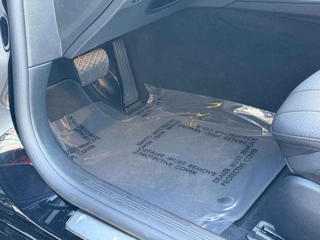 2025 Mercedes-Benz E-Class Image 23