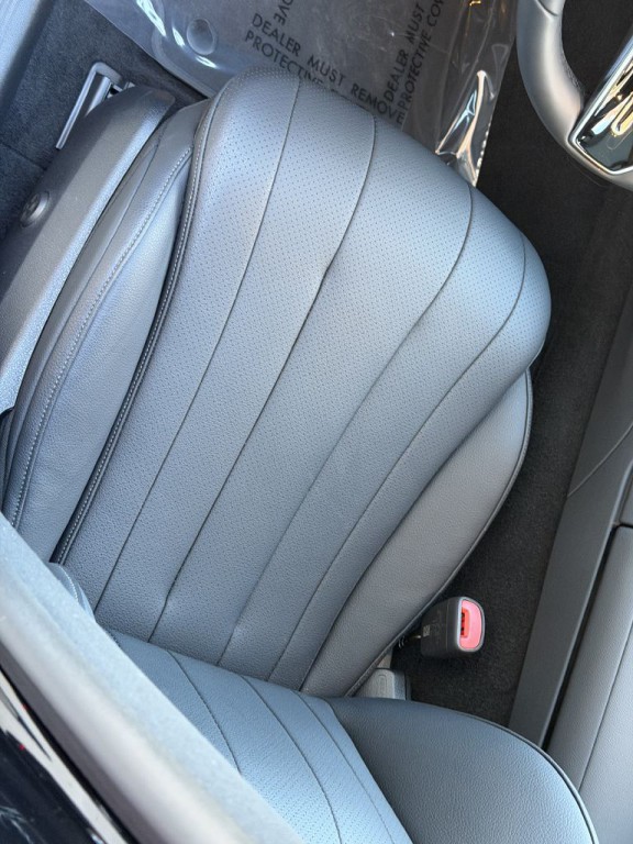 2025 Mercedes-Benz E-Class Image 26