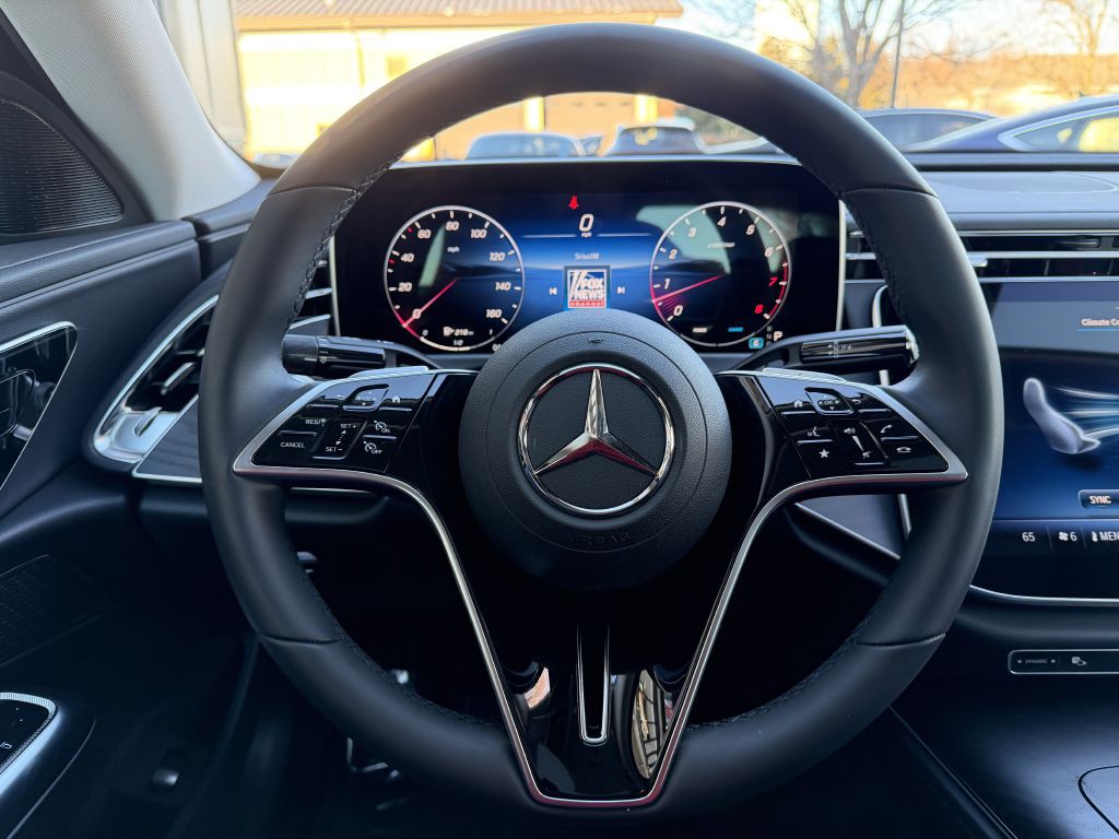 2025 Mercedes-Benz E-Class Image 30